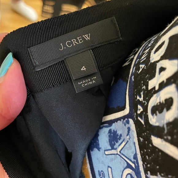 ❌Black Eyelet Skirt - Picture 3 of 3